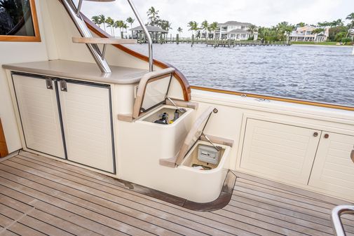 Palm Beach Motor Yachts PB50 Flybridge image