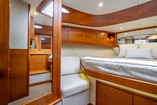 Palm Beach Motor Yachts PB50 Flybridge image