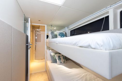 DutchCraft 56 Cabin image