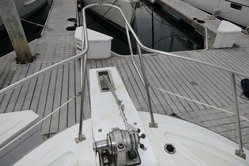 Nova 36 SUNDECK image