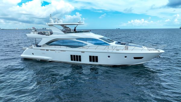 Azimut 84 Flybridge image