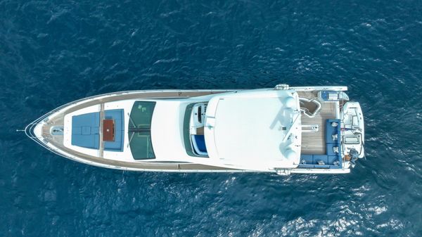 Azimut 84 Flybridge image