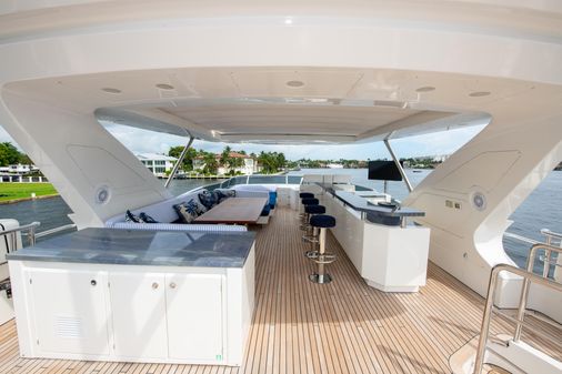 Azimut 84 Flybridge image