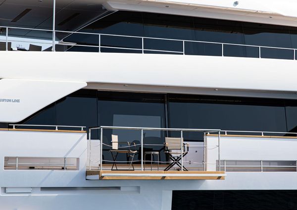 Custom Line Navetta 33 image