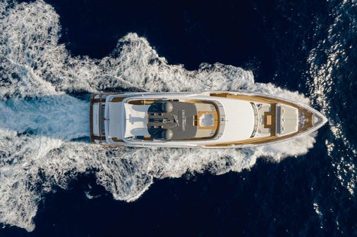 Custom Line Navetta 33 image