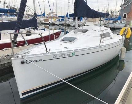 Beneteau First 235 image