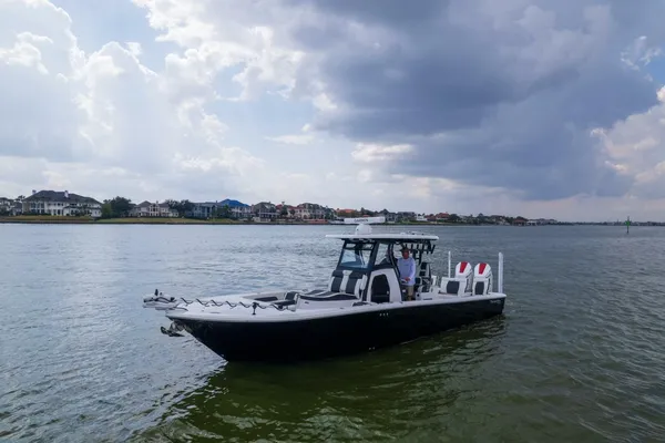 Tidewater 3100 Carolina Bay image