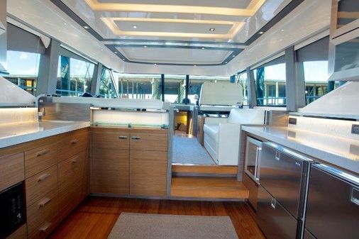 Tiara Yachts 53 Coupe image