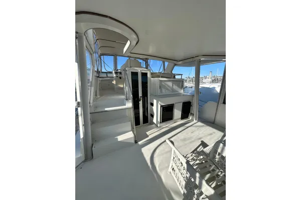 Carver 440-AFT-CABIN-MOTOR-YACHT image