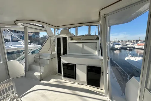 Carver 440 Aft Cabin Motor Yacht image