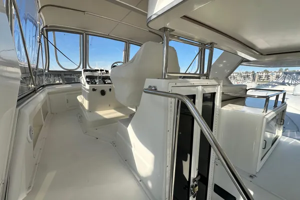 Carver 440-AFT-CABIN-MOTOR-YACHT image