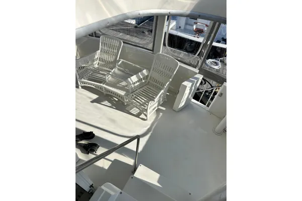 Carver 440-AFT-CABIN-MOTOR-YACHT image