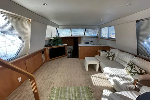 Carver 440 Aft Cabin Motor Yacht image