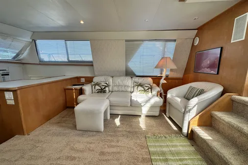 Carver 440 Aft Cabin Motor Yacht image
