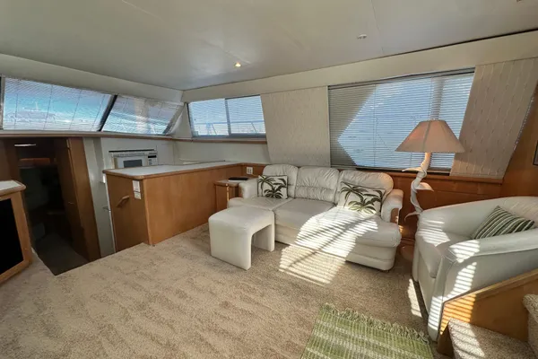 Carver 440-AFT-CABIN-MOTOR-YACHT image