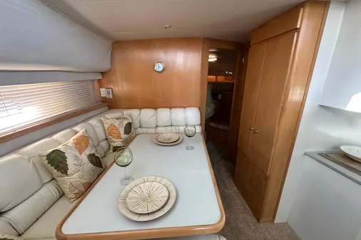 Carver 440 Aft Cabin Motor Yacht image