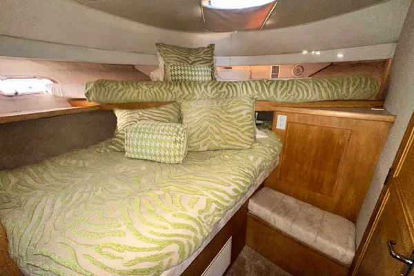 Carver 440-AFT-CABIN-MOTOR-YACHT image