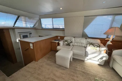 Carver 440 Aft Cabin Motor Yacht image