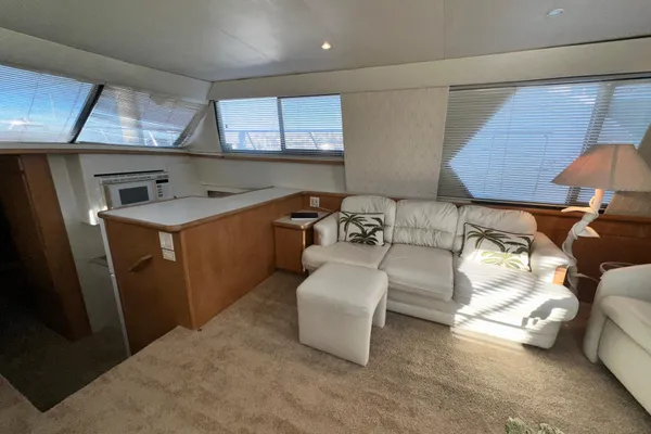 Carver 440-AFT-CABIN-MOTOR-YACHT image