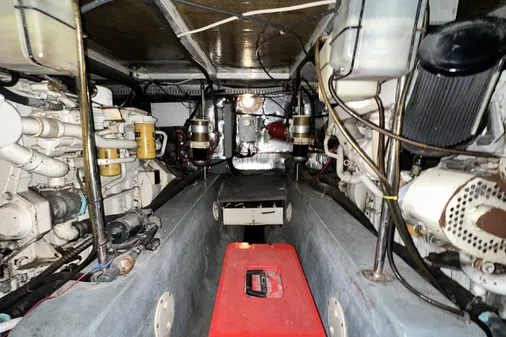 Carver 440 Aft Cabin Motor Yacht image