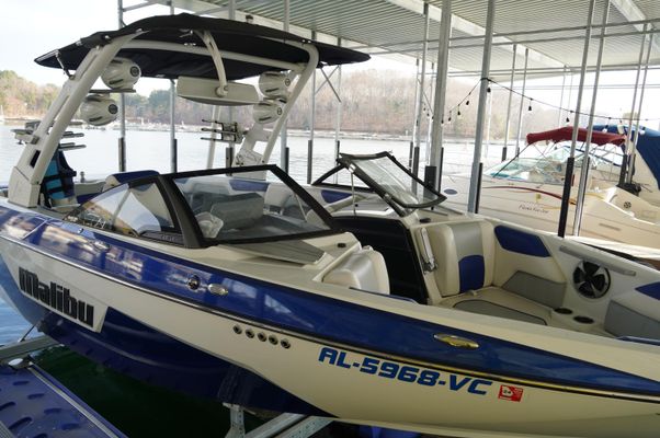 Malibu 25 LSV - main image