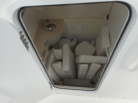 Regulator 31 Center Console image