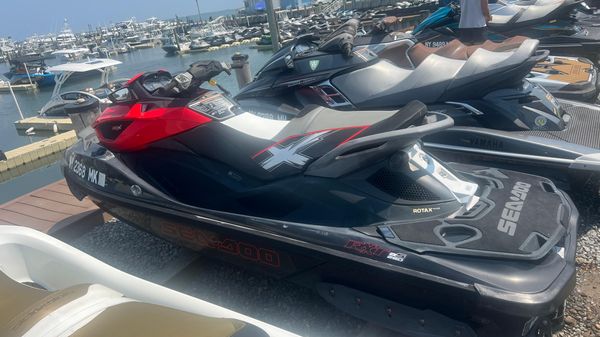 Sea-Doo RXT-X aS 260 