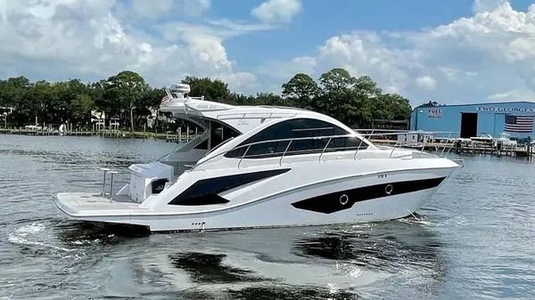 Evolve Yachts 400HT 