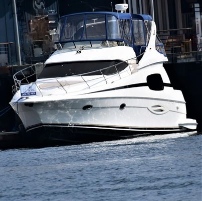 Silverton 410 Sport Bridge - main image