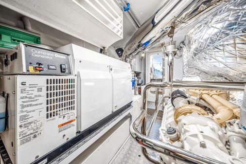 Azimut Magellano 25 Metri image
