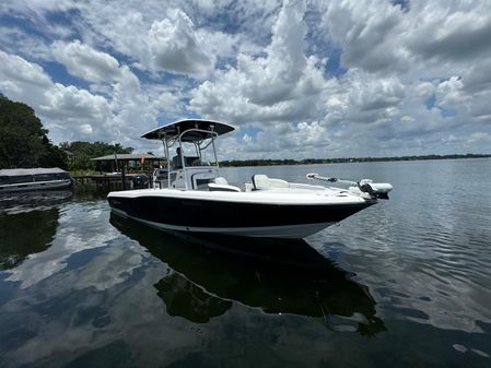 Crevalle 25 Bay image