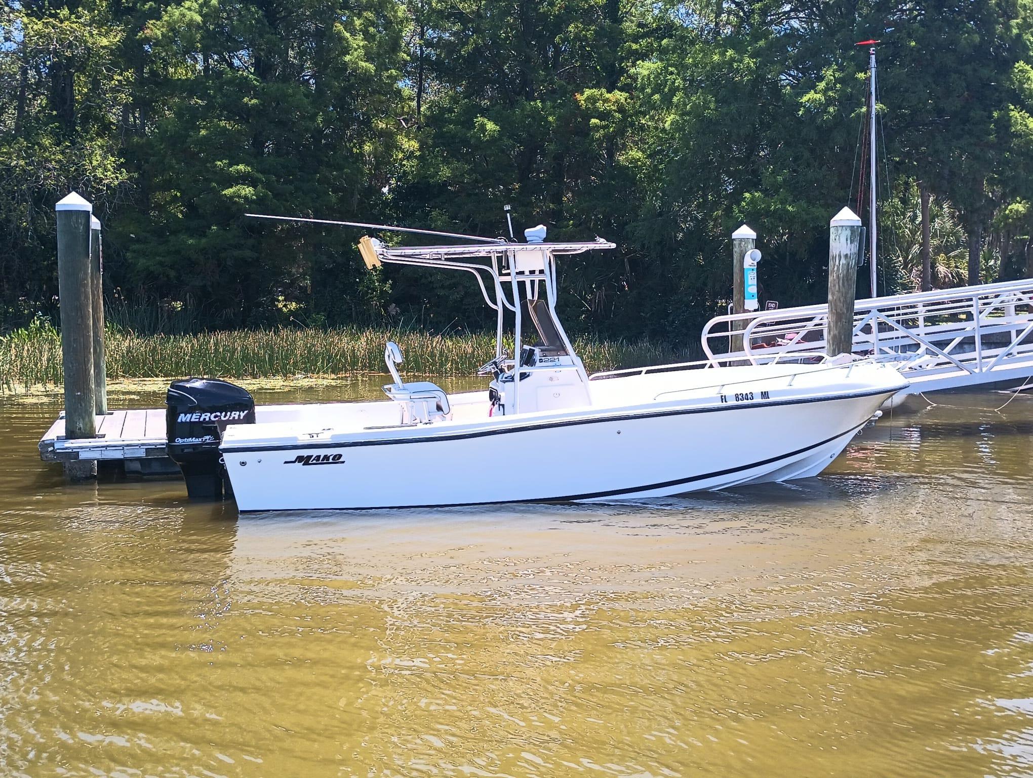 2003 Mako 221 center console