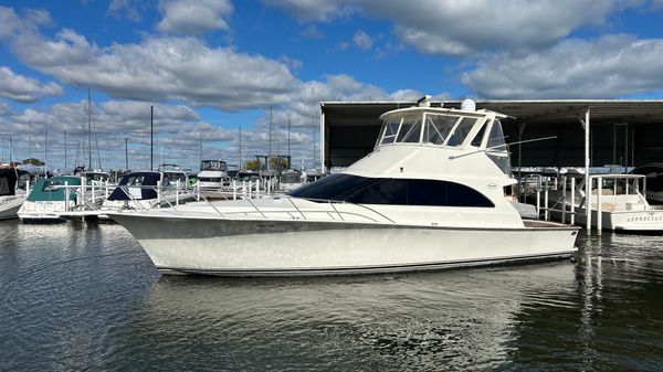 Ocean Yachts 48 Convetible