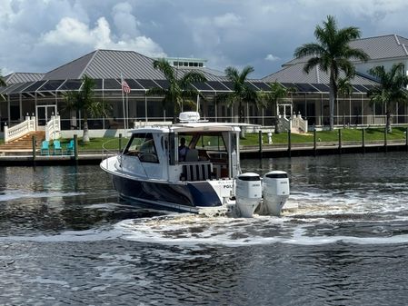 True North 34 Outboard Express image