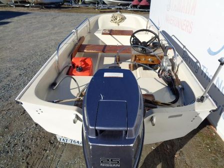 Boston Whaler 11 Side Console image