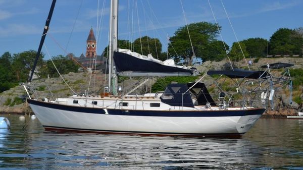 Morris Justine 36 Cutter (Hull#19)