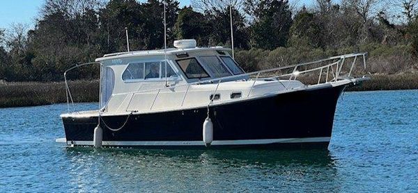 Mainship 30 Pilot II Express Cruiser image