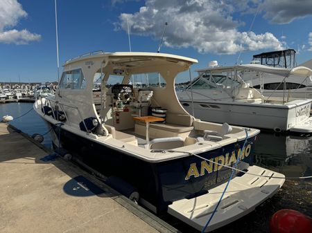 Mainship 30 Pilot II Express Cruiser image