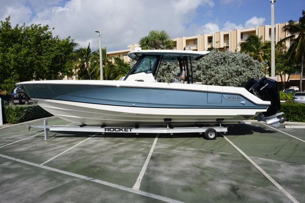 Boston Whaler 360 Outrage - main image