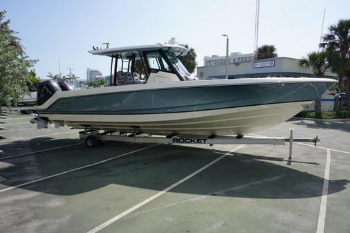 Boston Whaler 360 Outrage image