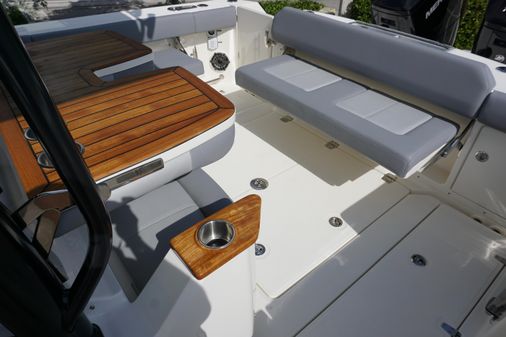 Boston Whaler 360 Outrage image