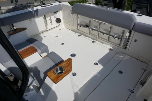 Boston Whaler 360 Outrage image