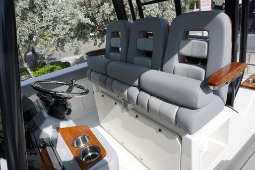 Boston Whaler 360 Outrage image