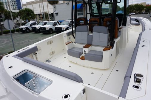 Boston Whaler 360 Outrage image