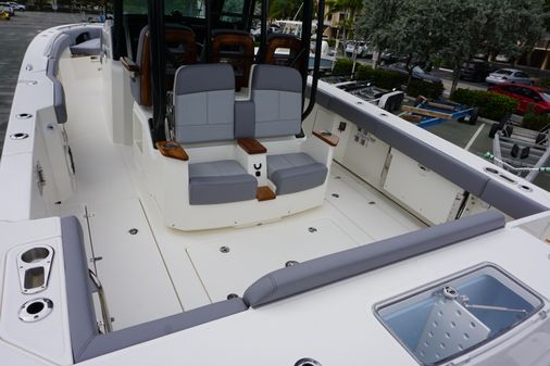 Boston Whaler 360 Outrage image