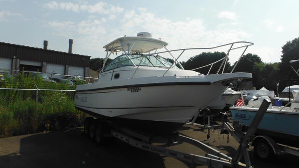 Boston Whaler 275 Conquest 