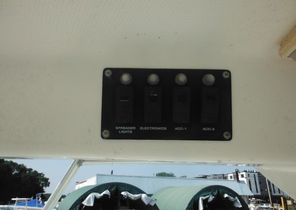 Boston-whaler 275-CONQUEST image