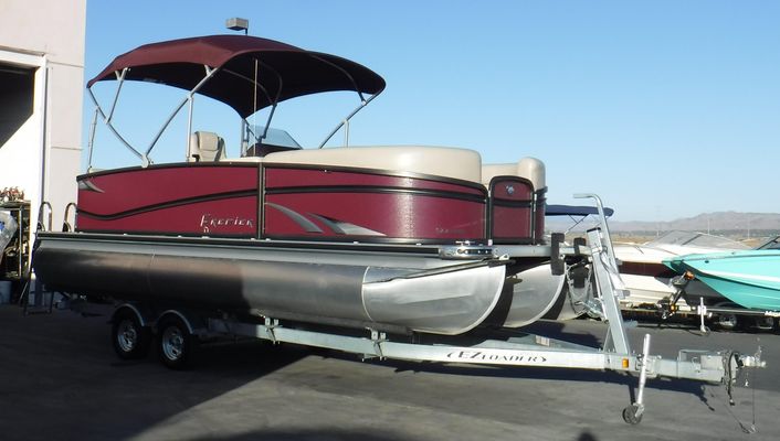 Premier Solaris 230 RE 3T - main image