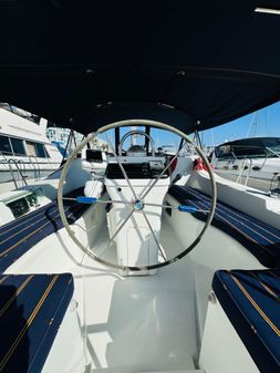 Beneteau 393 image