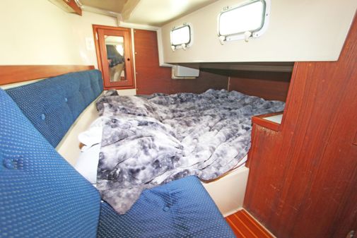 Catalina Sloop image